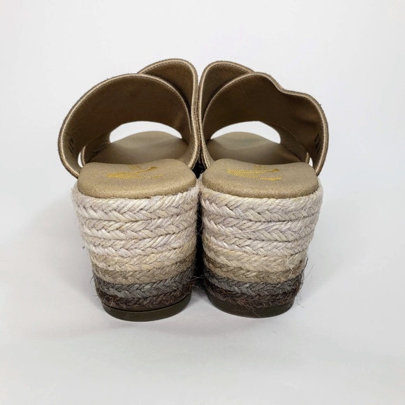 NWOB Paseart Cross Strap Wedge Shoes - 8 - Picture 5 of 7